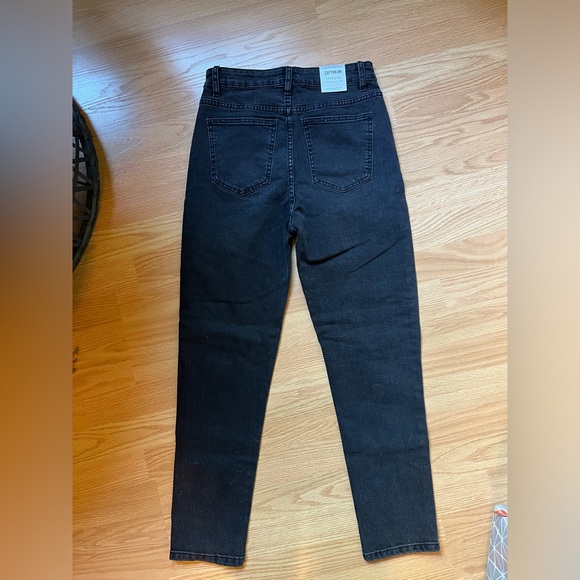 Black Cotton On Mom Jeans - Picture 2 of 3